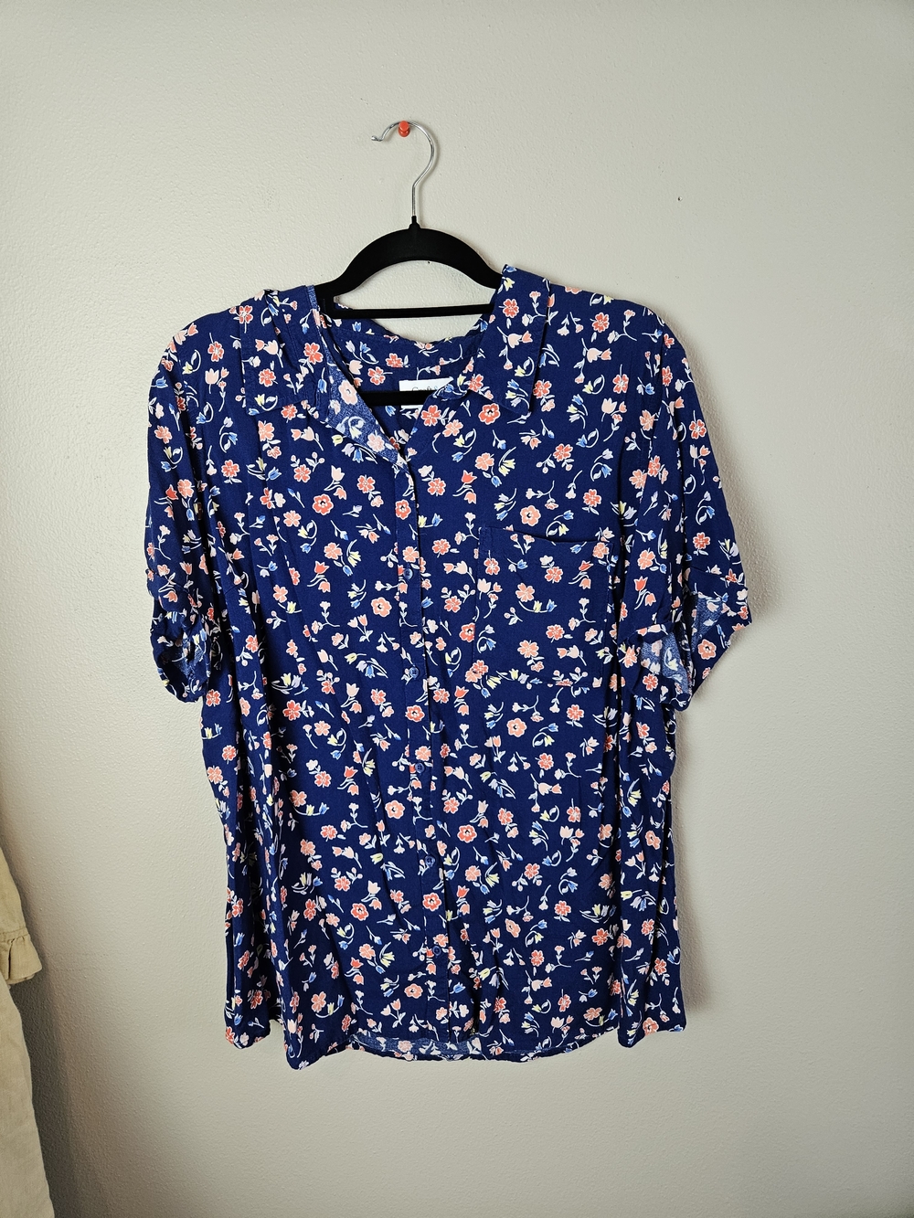 Croft & Barrow Navy Floral Button-Front Top